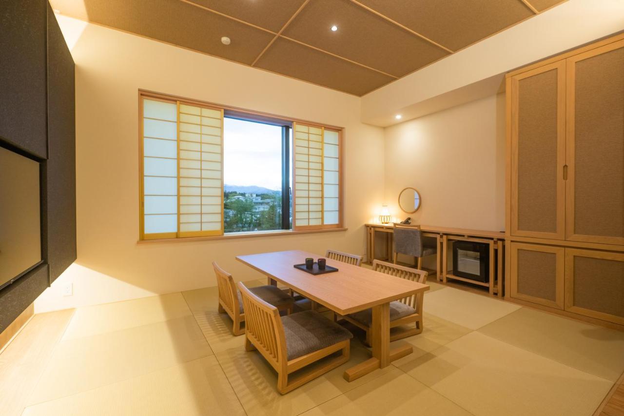 Urakusatsu Tou Exterior foto